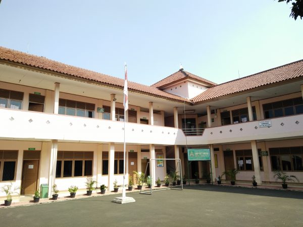Lingkungan Sekolah